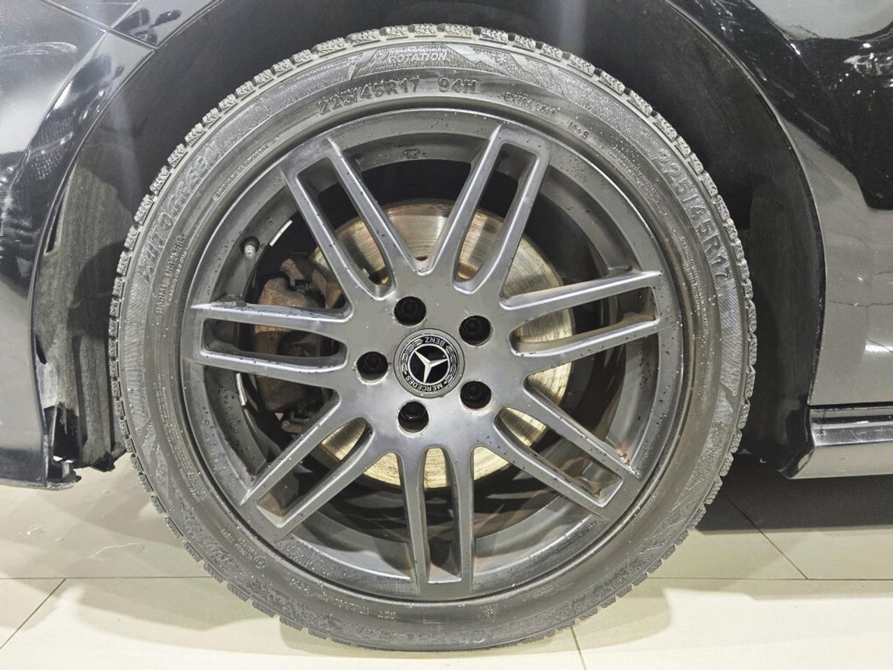 2018 Mercedes-Benz B-Class B 250 4MATIC Sports Tourer No Accidents Backup Cam Photo