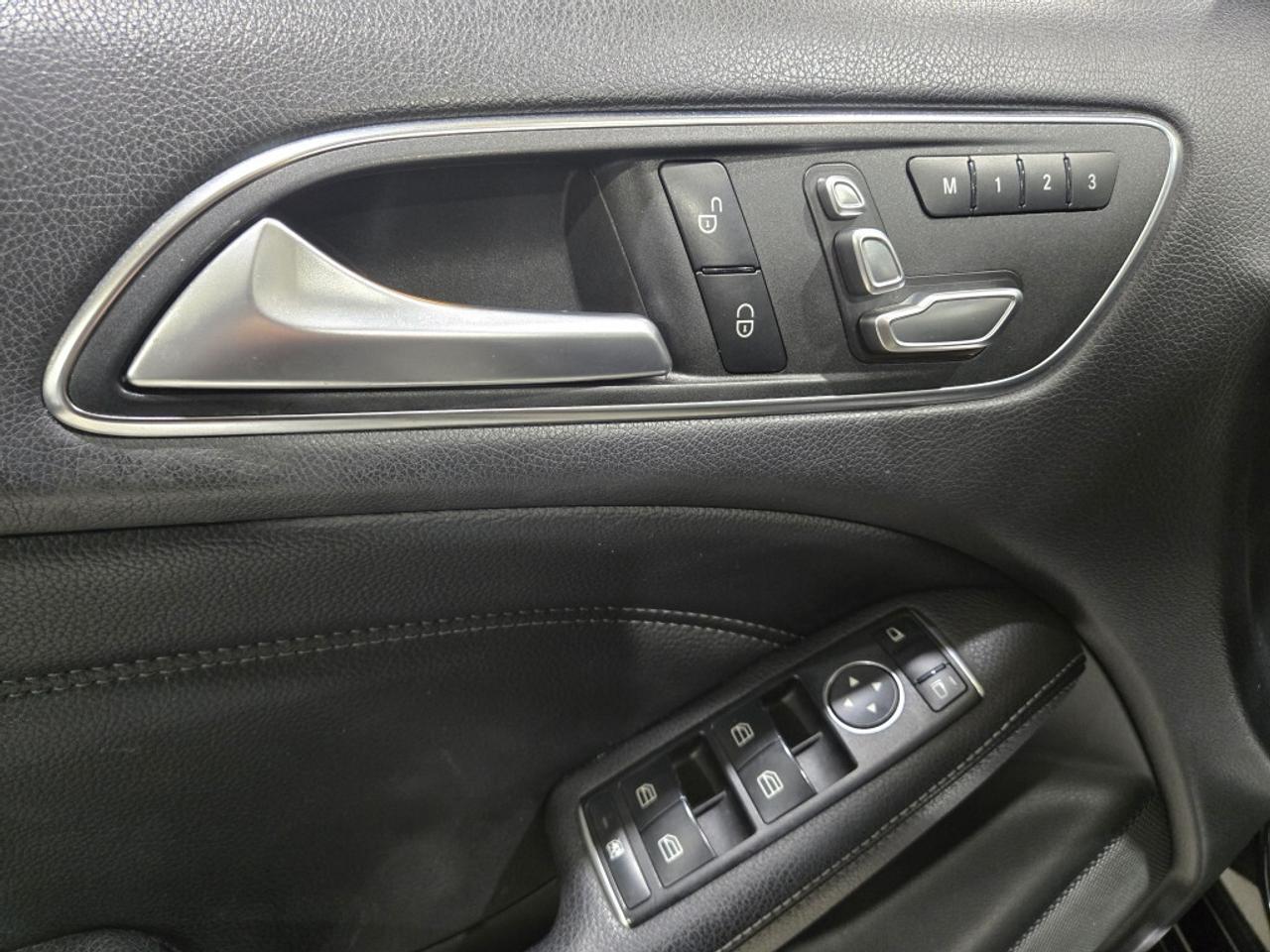 2018 Mercedes-Benz B-Class B 250 4MATIC Sports Tourer No Accidents Backup Cam Photo