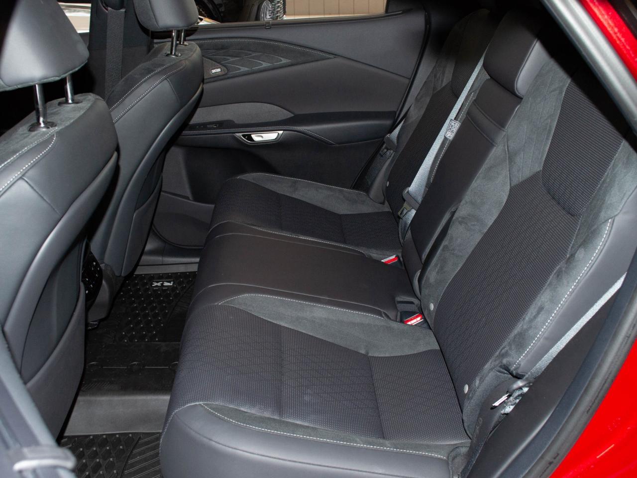 2024 Lexus RX 350H  Photo