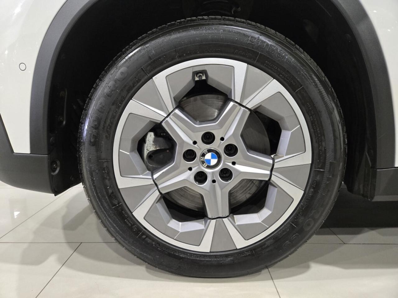 2024 BMW X1 xDrive28i AWD Sports Activity Vehicle RED LEATHER Photo