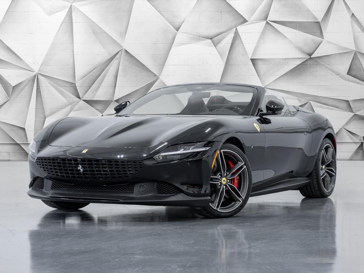 2026 Ferrari Roma Spider  Photo3