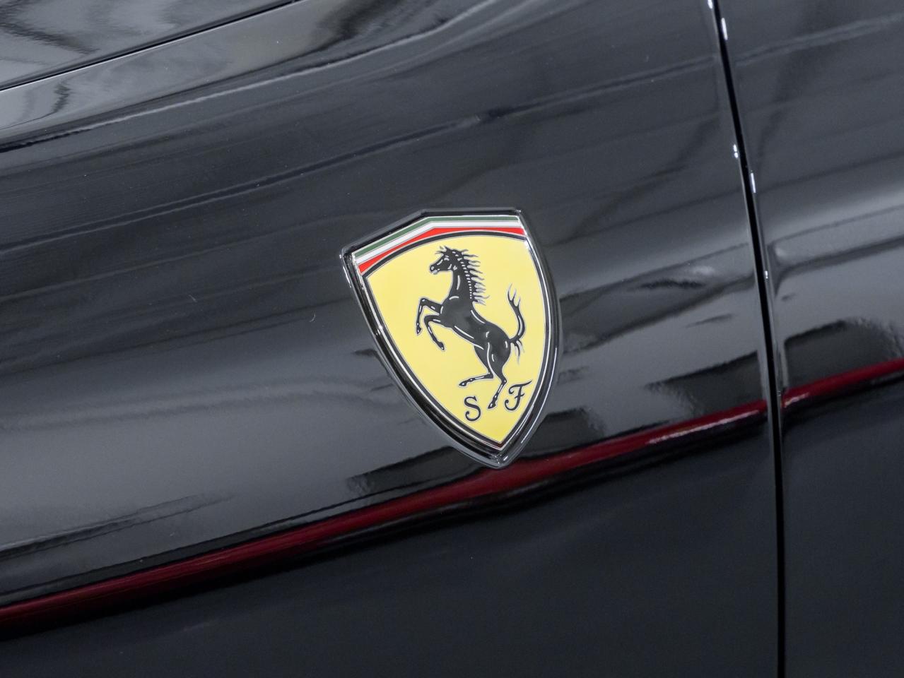 2026 Ferrari Roma Spider  Photo