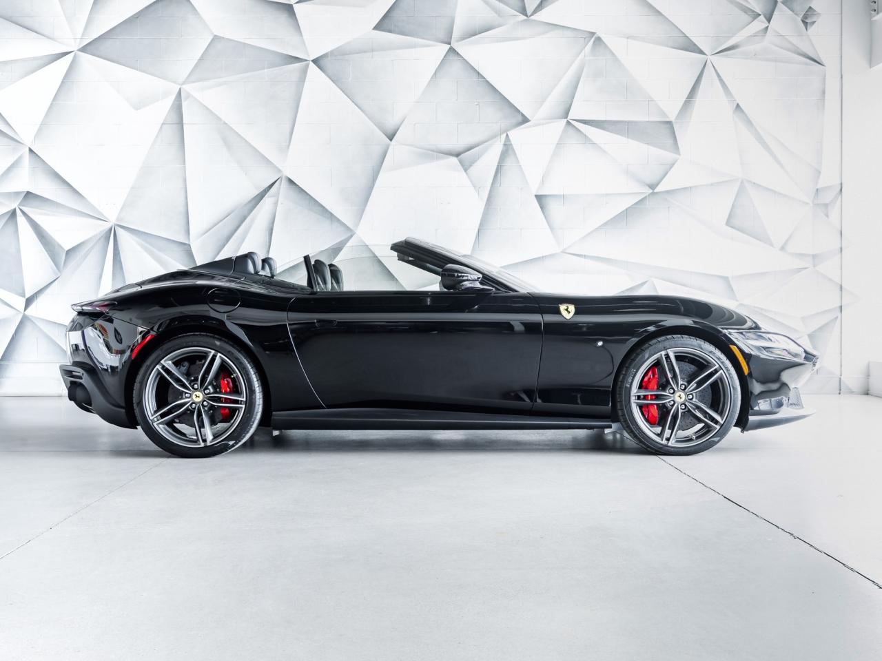 2026 Ferrari Roma Spider  Photo3