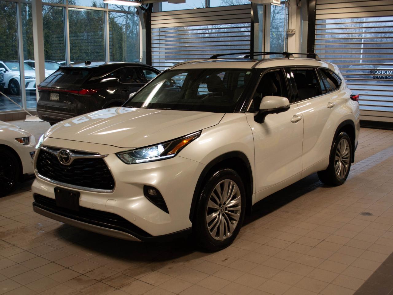 2023 Toyota Highlander LIMITED  Photo0