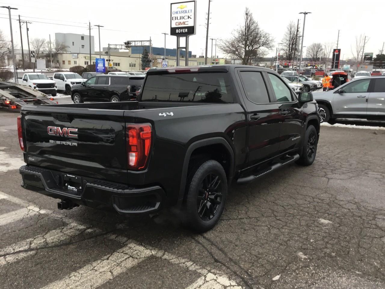 2023 GMC Sierra 1500 PRO Photo4