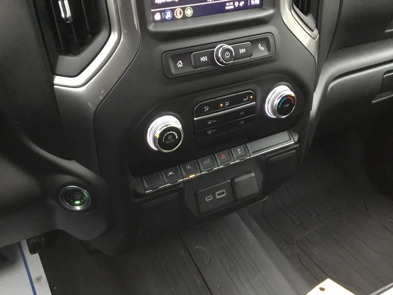 2023 GMC Sierra 1500 PRO Photo