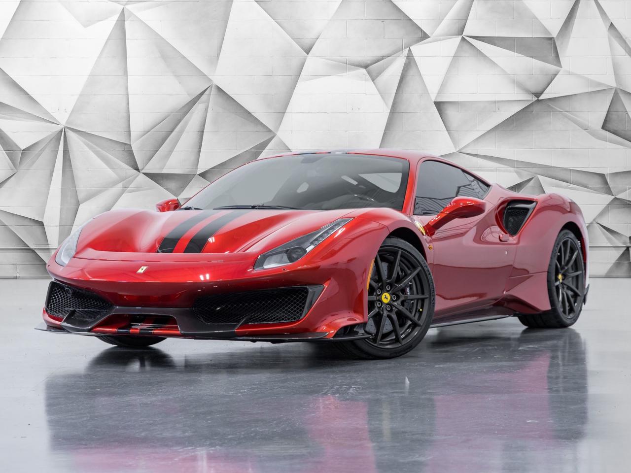 2019 Ferrari 488 Pista COUPE Photo2