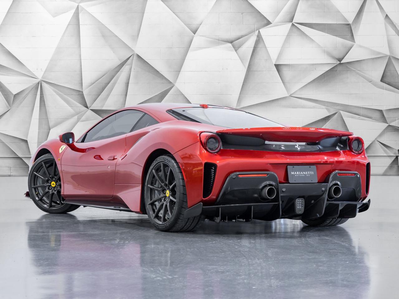 2019 Ferrari 488 Pista COUPE Photo