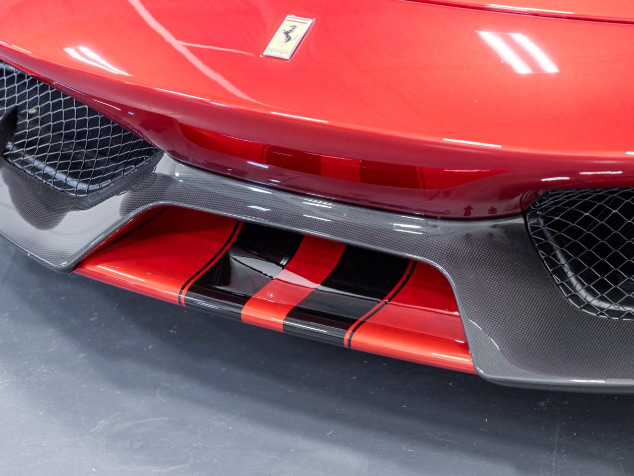 2019 Ferrari 488 Pista COUPE Photo