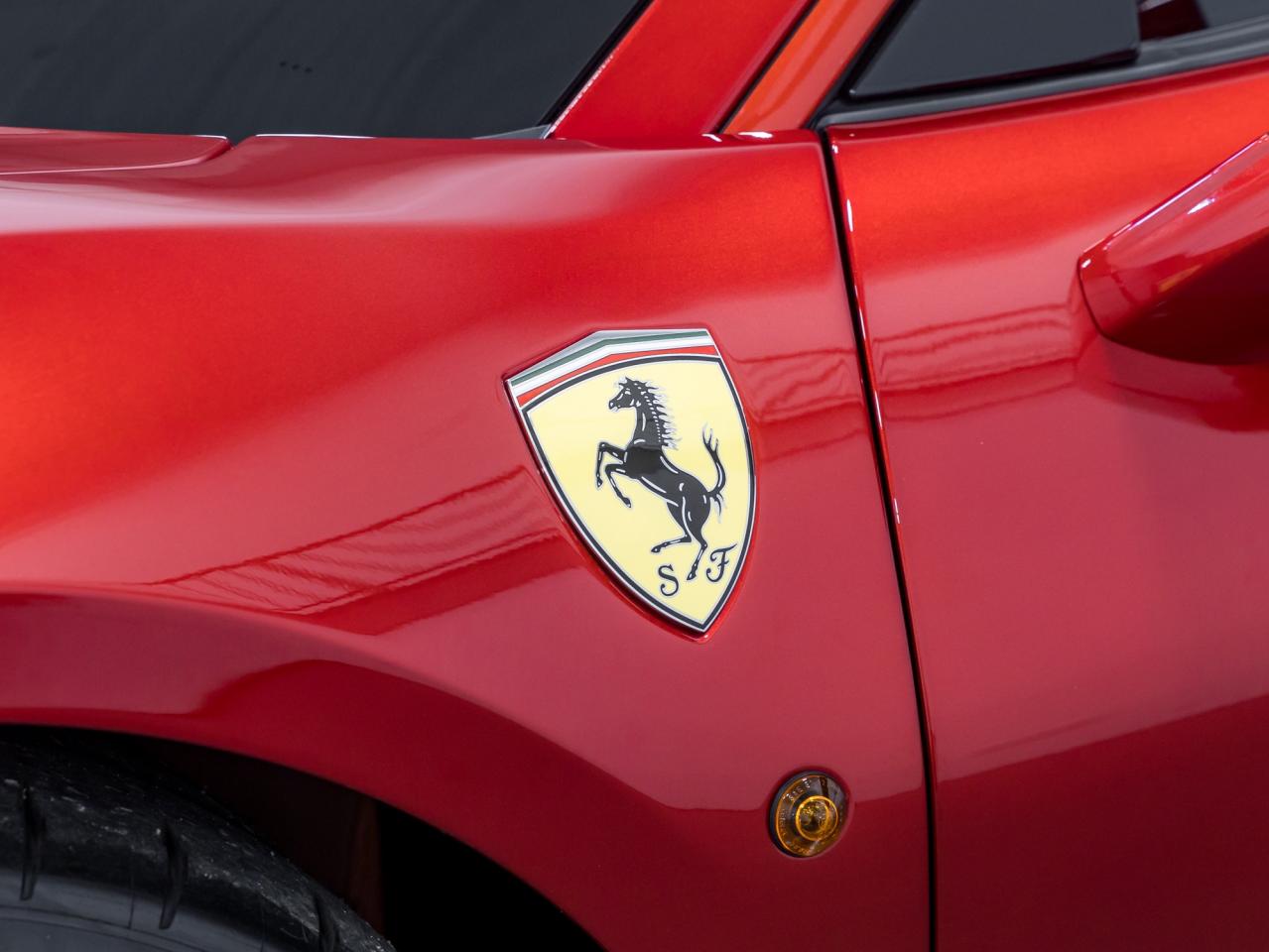 2019 Ferrari 488 Pista COUPE Photo