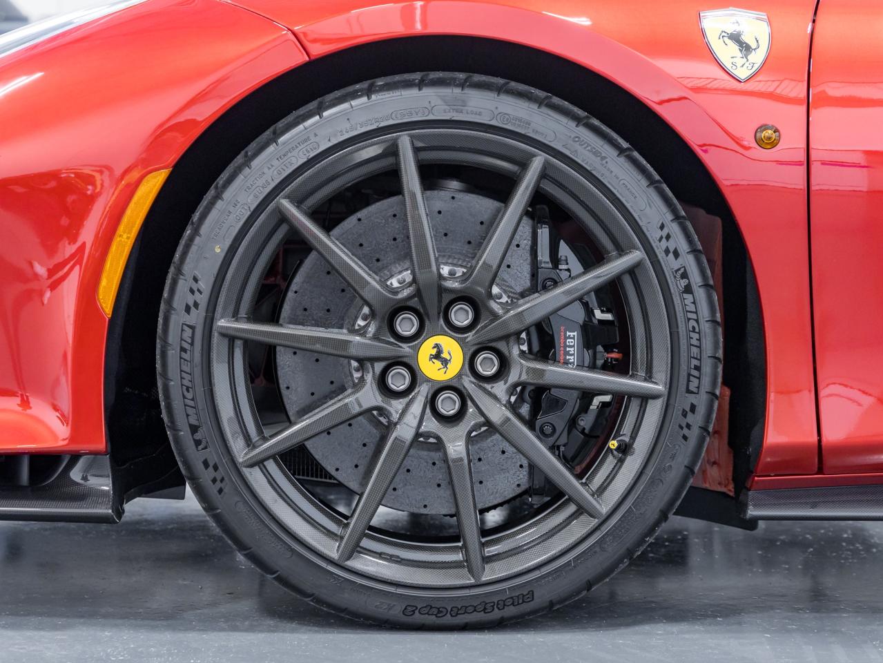 2019 Ferrari 488 Pista COUPE Photo