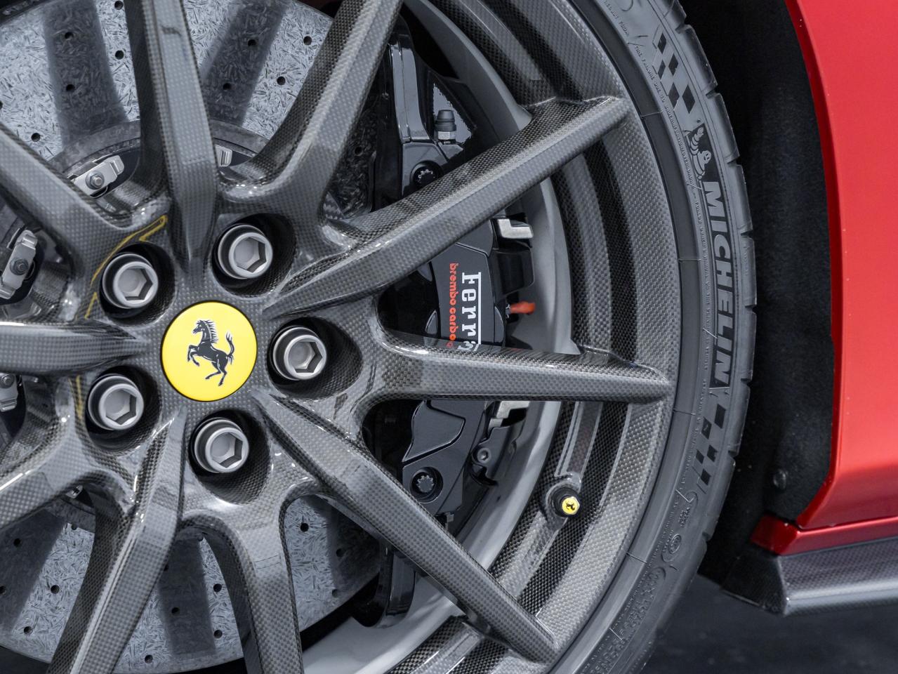 2019 Ferrari 488 Pista COUPE Photo