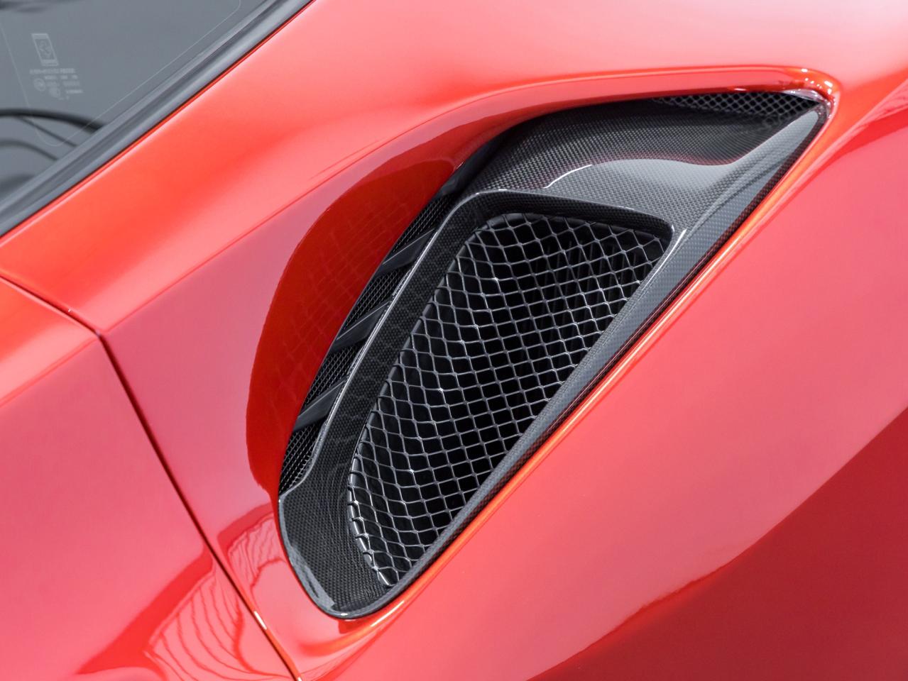 2019 Ferrari 488 Pista COUPE Photo