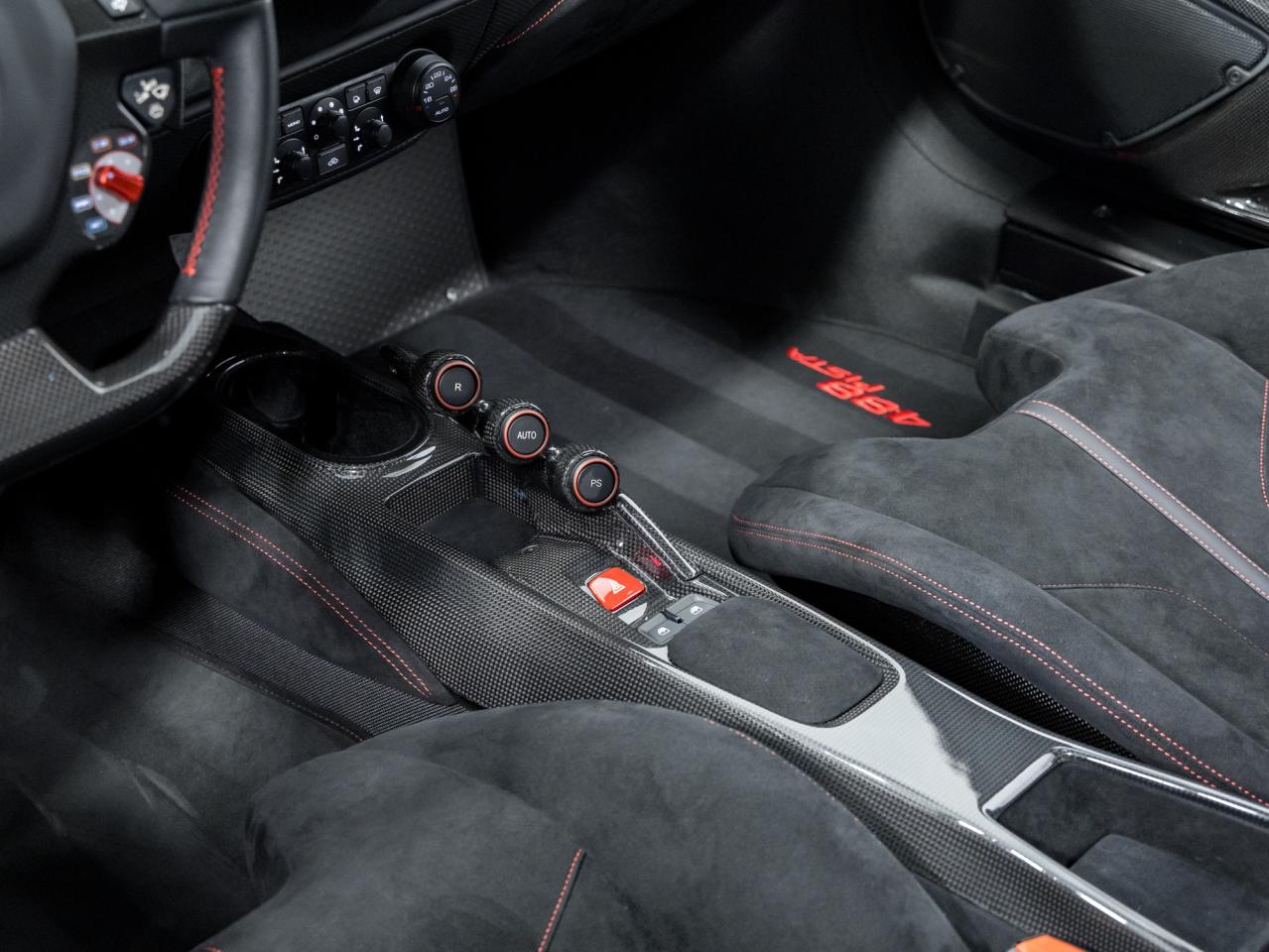 2019 Ferrari 488 Pista COUPE Photo