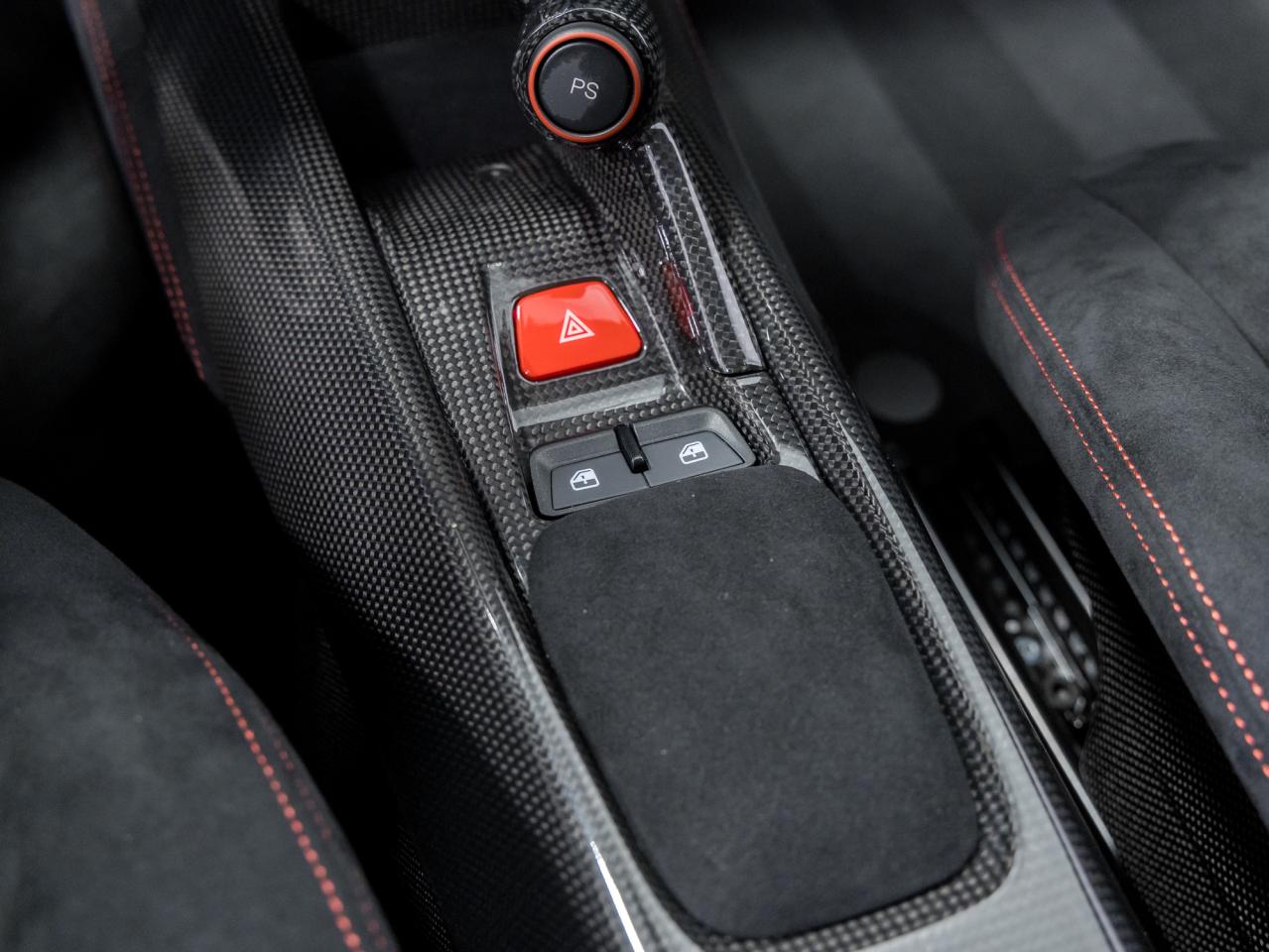 2019 Ferrari 488 Pista COUPE Photo