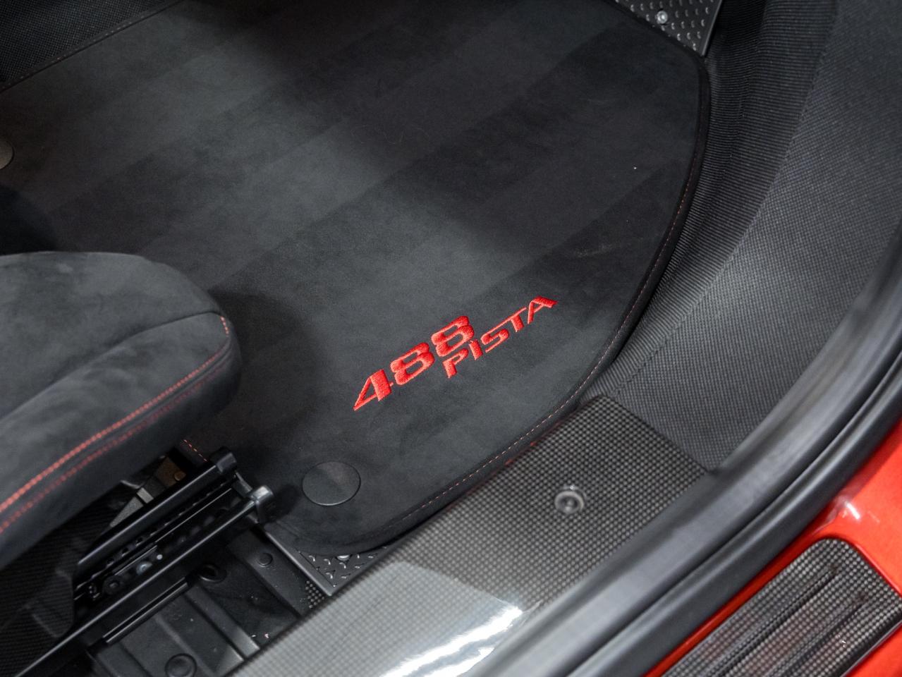 2019 Ferrari 488 Pista COUPE Photo