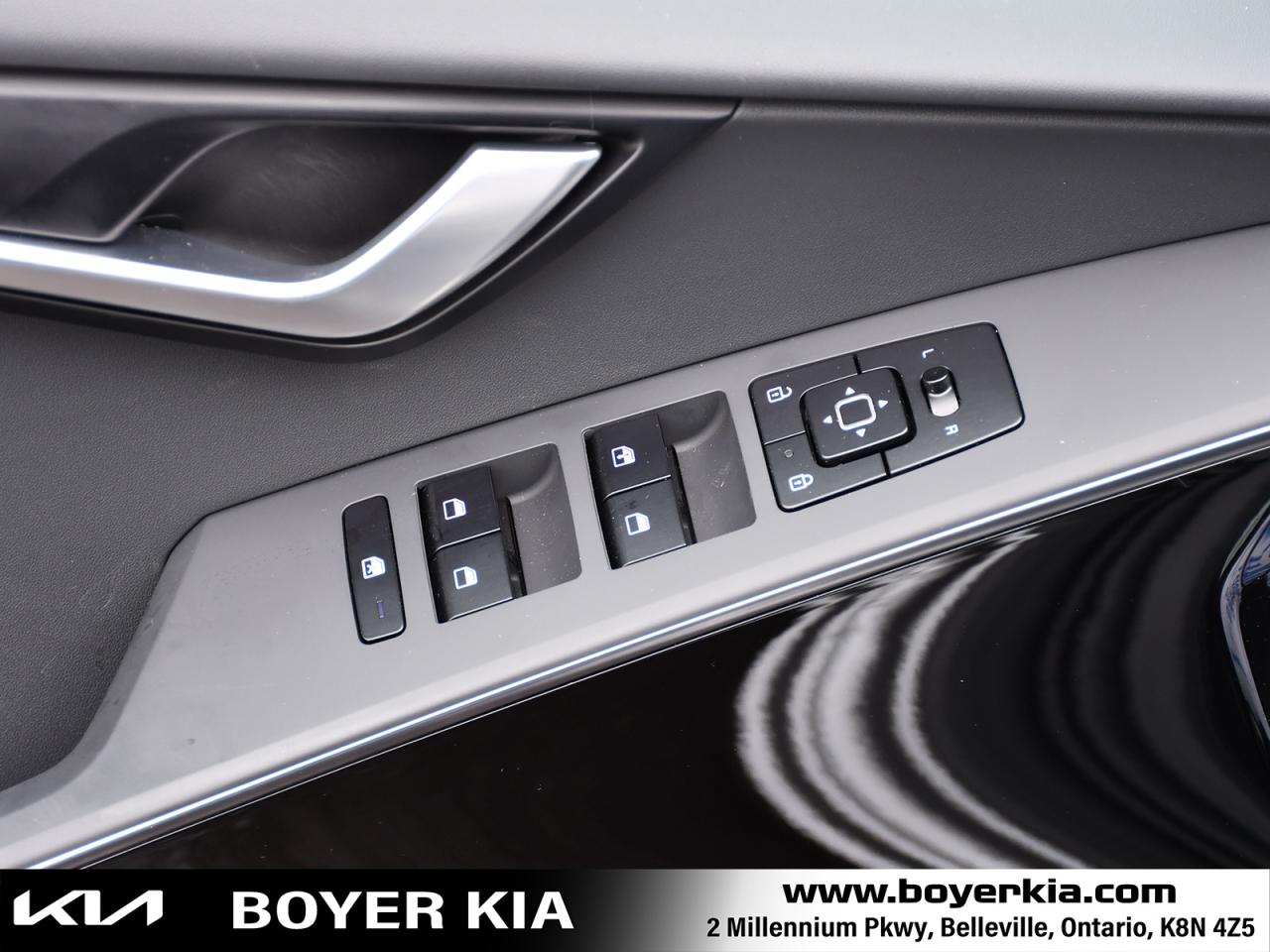 2025 Kia NIRO EX DEALER DEMO - CALL FOR DISCOUNTS Photo