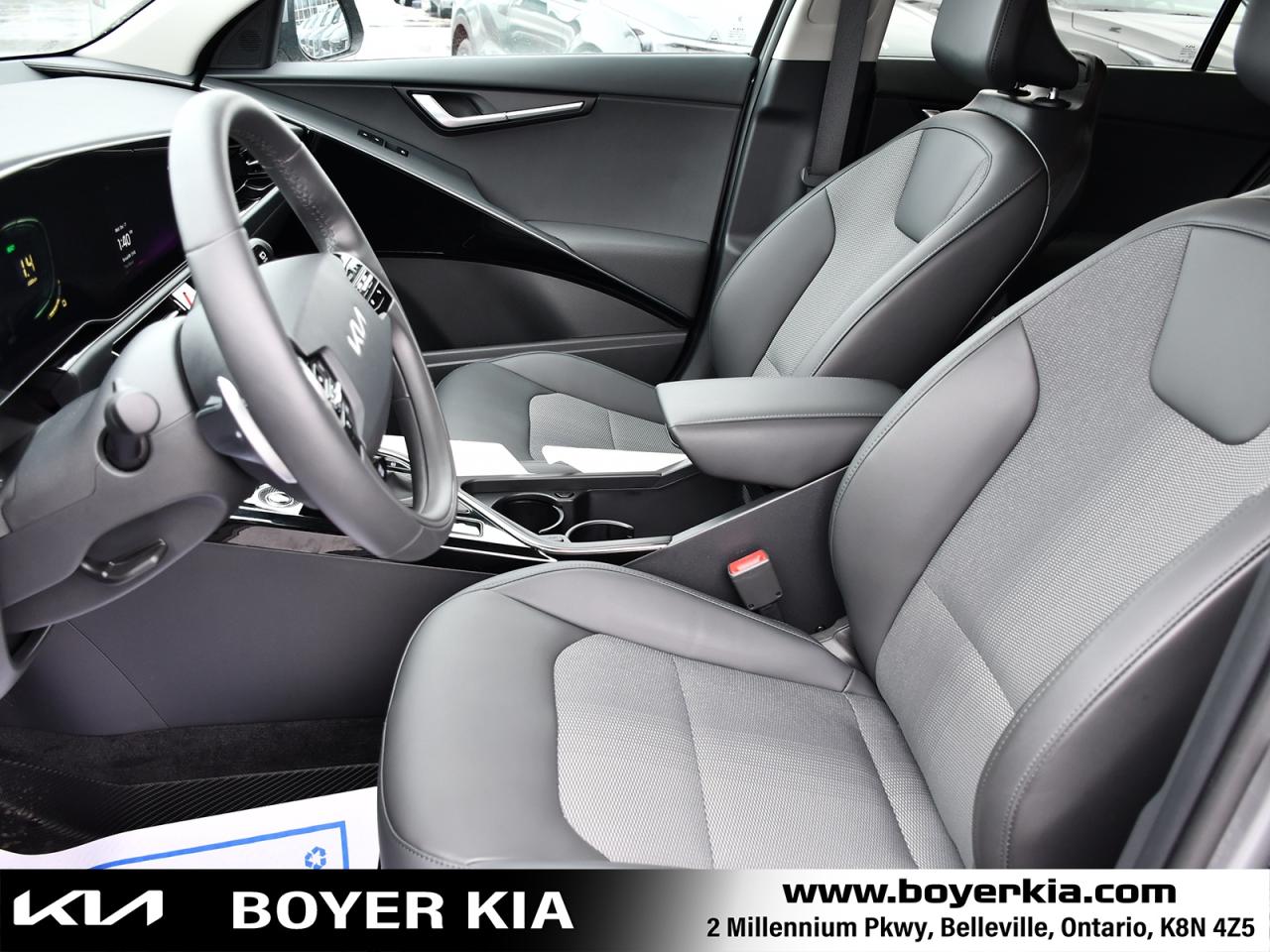 2025 Kia NIRO EX DEALER DEMO - CALL FOR DISCOUNTS Photo