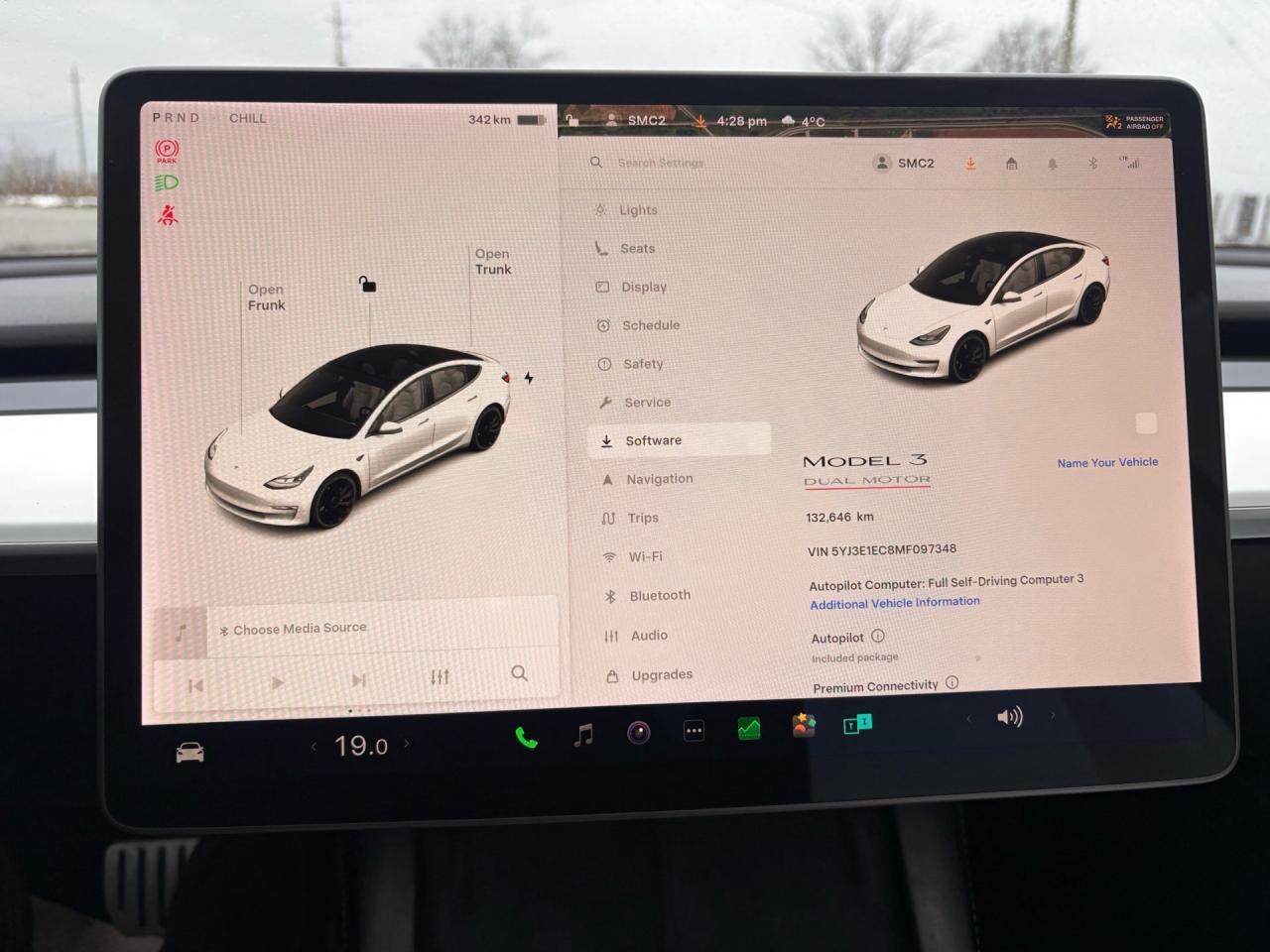2021 Tesla Model 3 AWD Photo