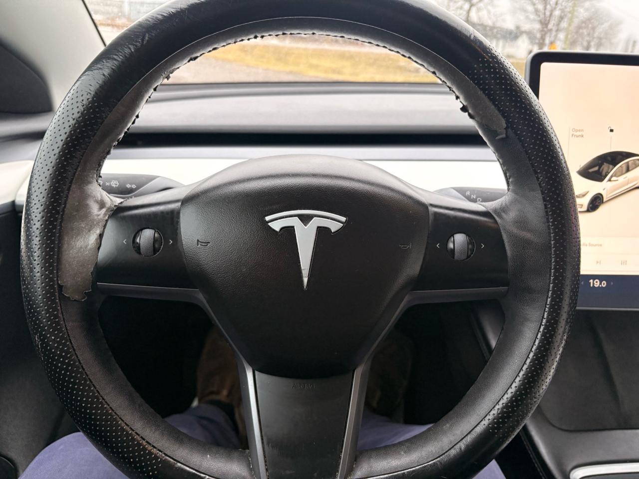 2021 Tesla Model 3 AWD Photo