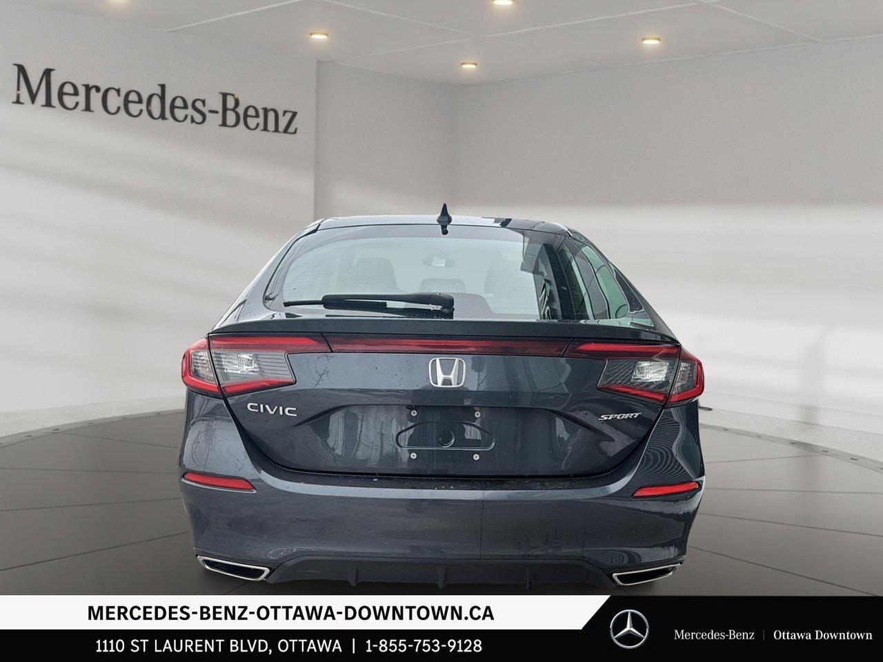 2022 Honda Civic Hatchback Sport CVT Photo2