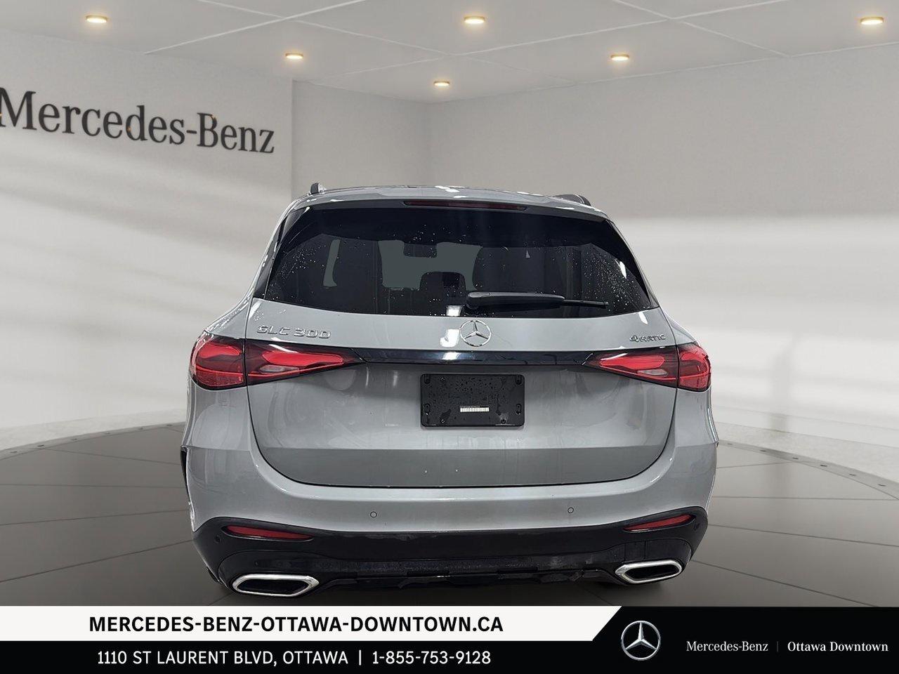 2025 Mercedes-Benz GLC300 4MATIC SUV Exclusive, Pinnacle & AMG Night / Photo2