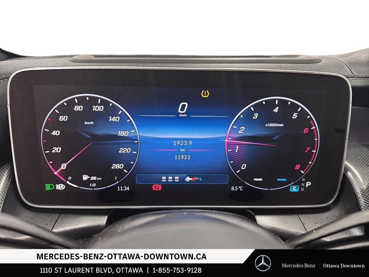 2025 Mercedes-Benz GLC300 4MATIC SUV Exclusive, Pinnacle & AMG Night / Photo