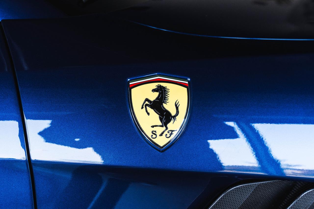 2019 Ferrari GTC4Lusso AWD Photo