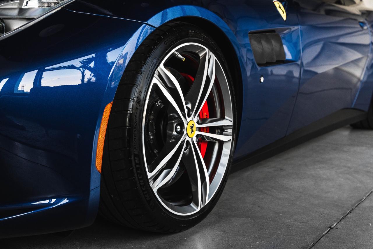 2019 Ferrari GTC4Lusso AWD Photo