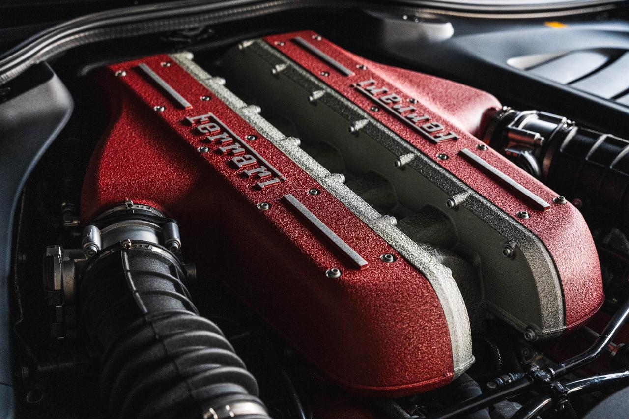 2019 Ferrari GTC4Lusso AWD Photo