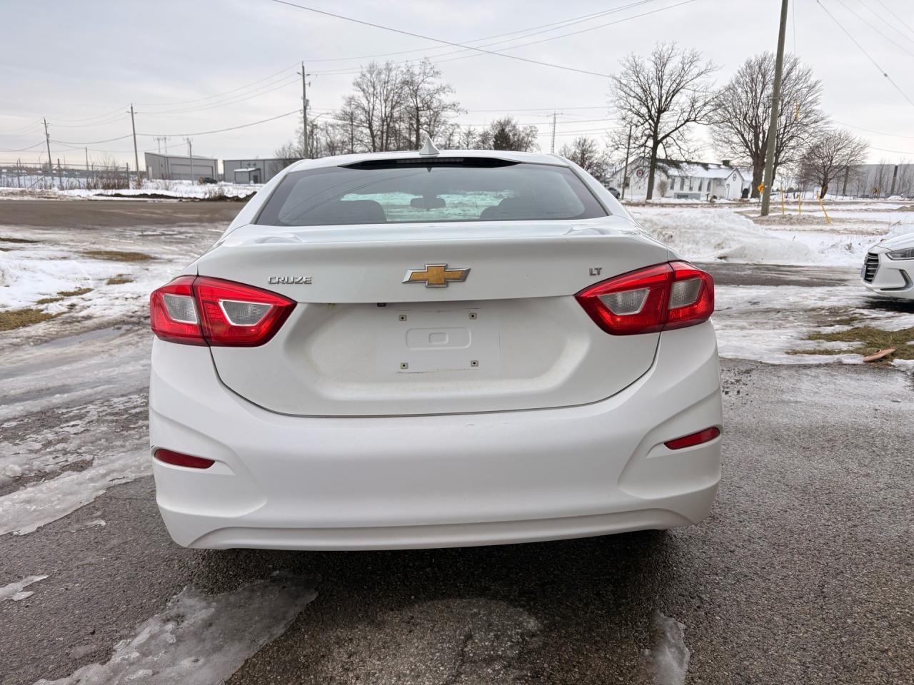 2016 Chevrolet Cruze 4DR SDN AUTO LT Photo