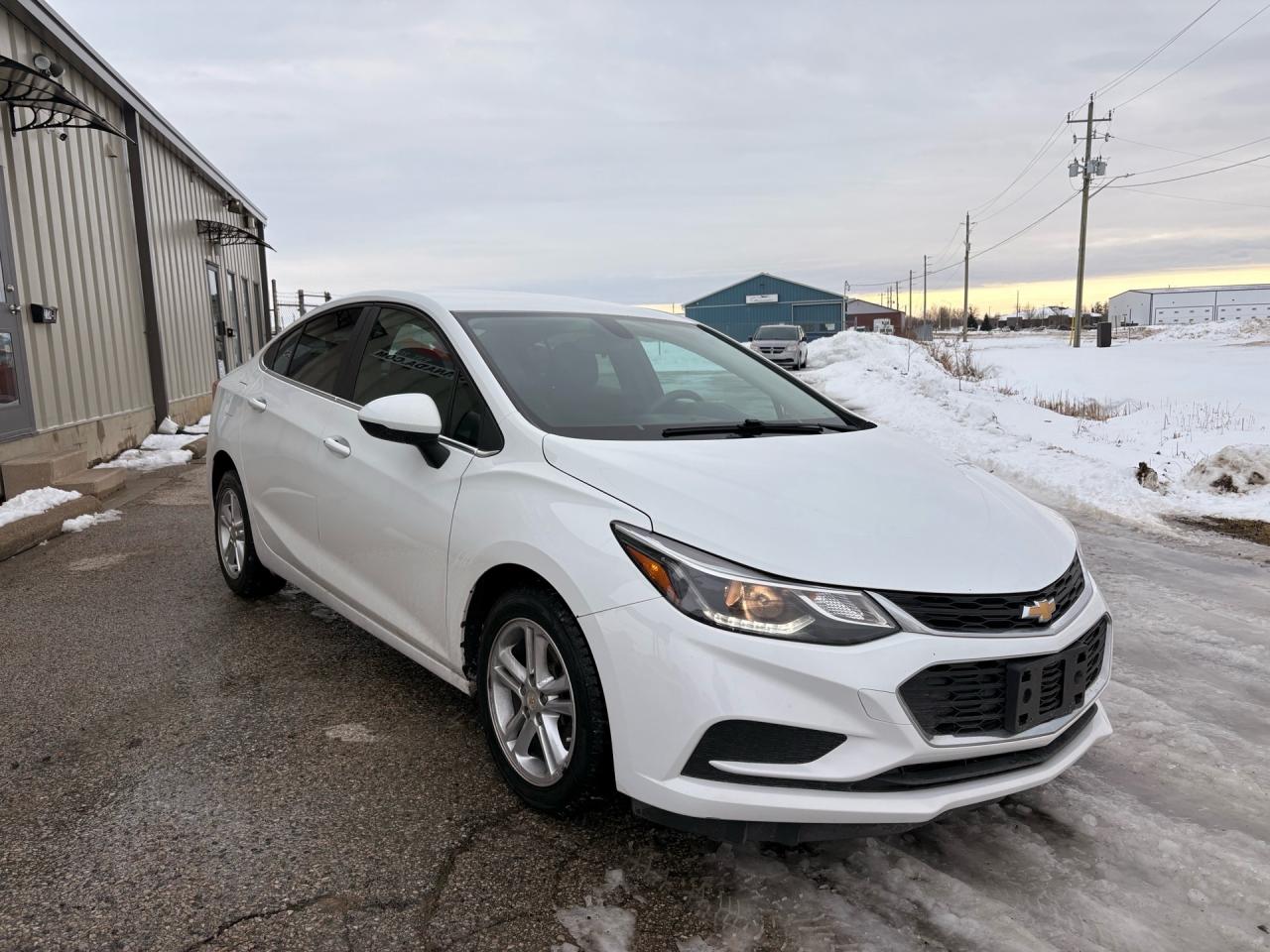 2016 Chevrolet Cruze 4DR SDN AUTO LT Photo