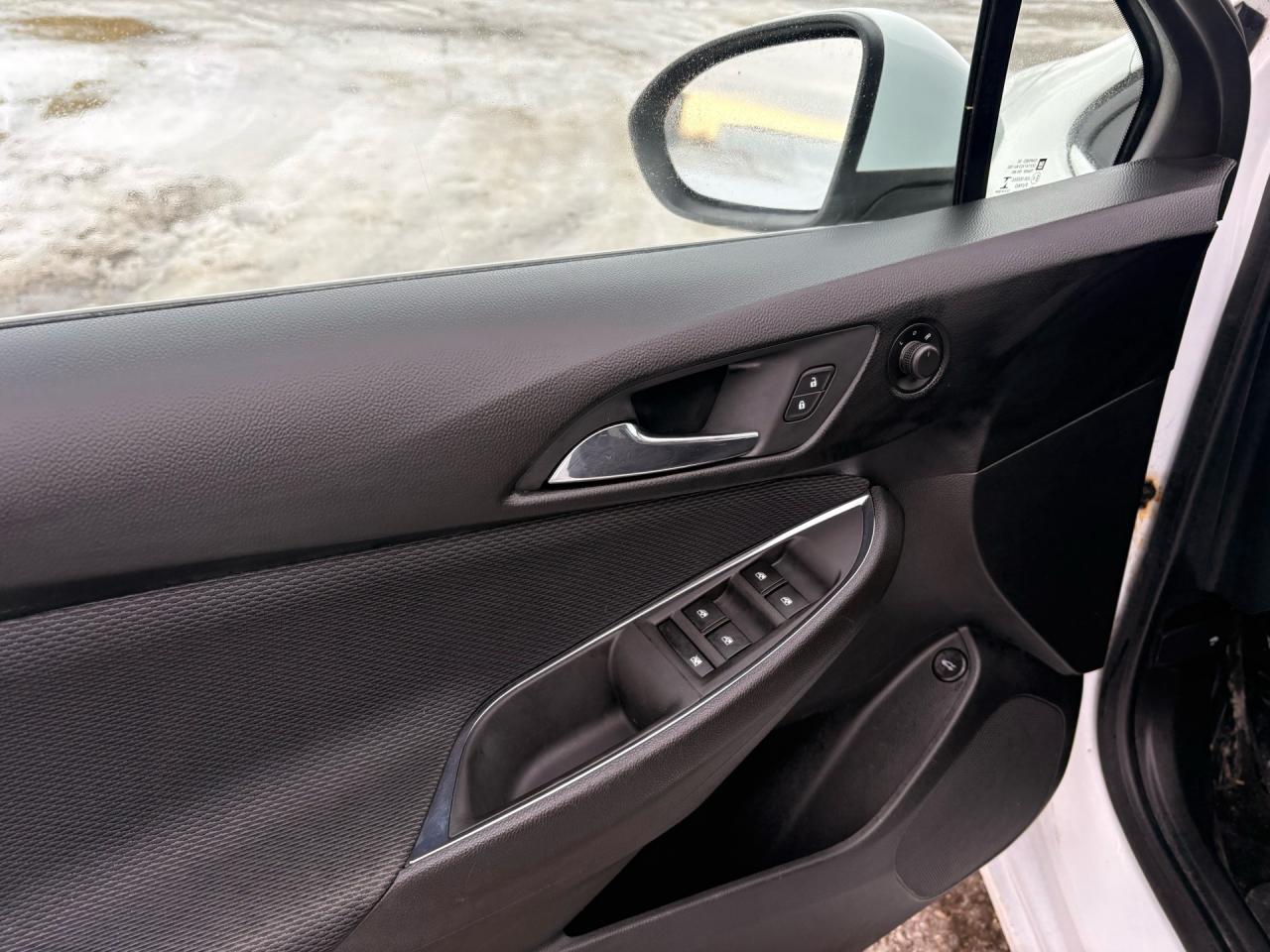 2016 Chevrolet Cruze 4DR SDN AUTO LT Photo