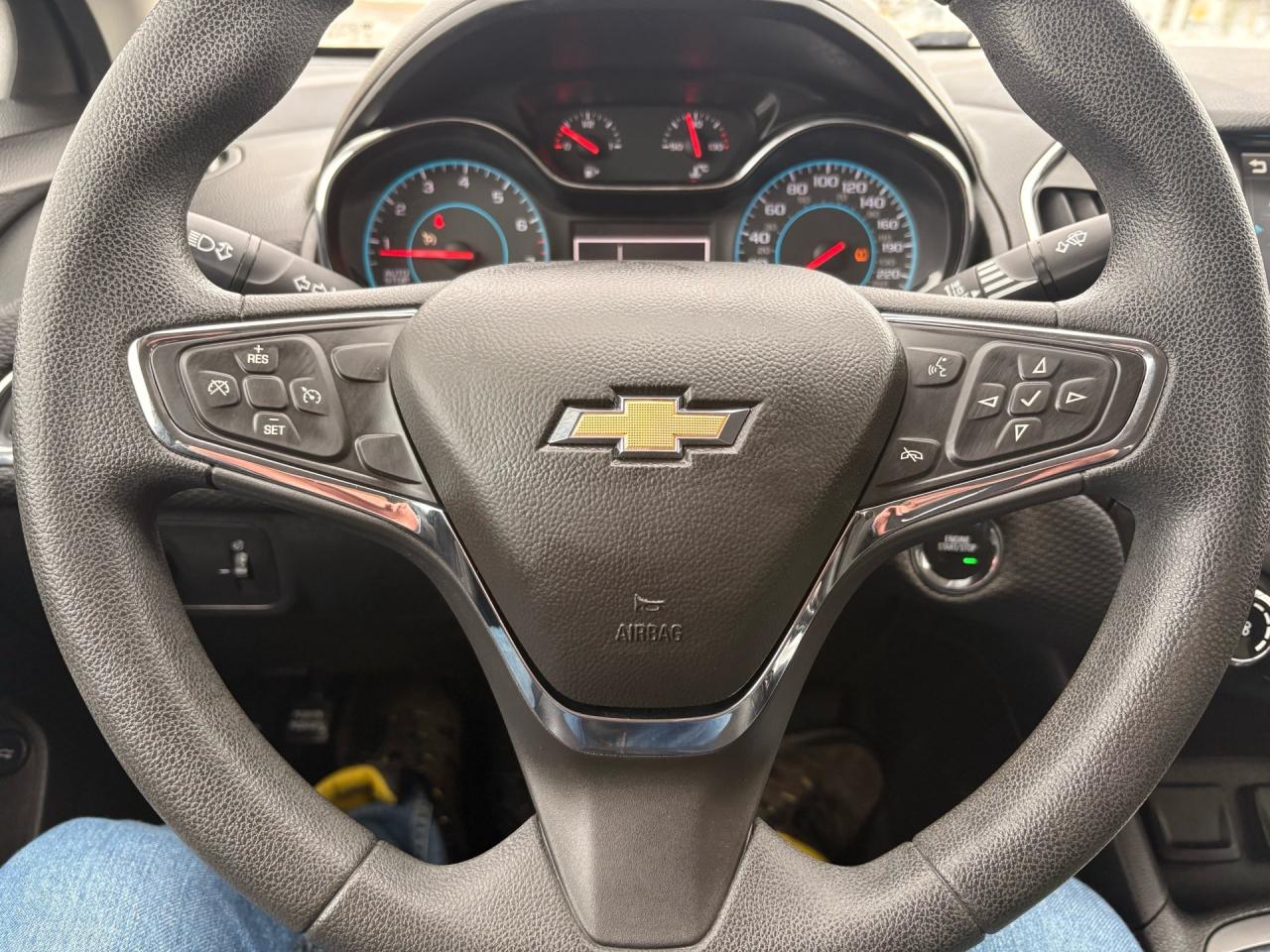 2016 Chevrolet Cruze 4DR SDN AUTO LT Photo