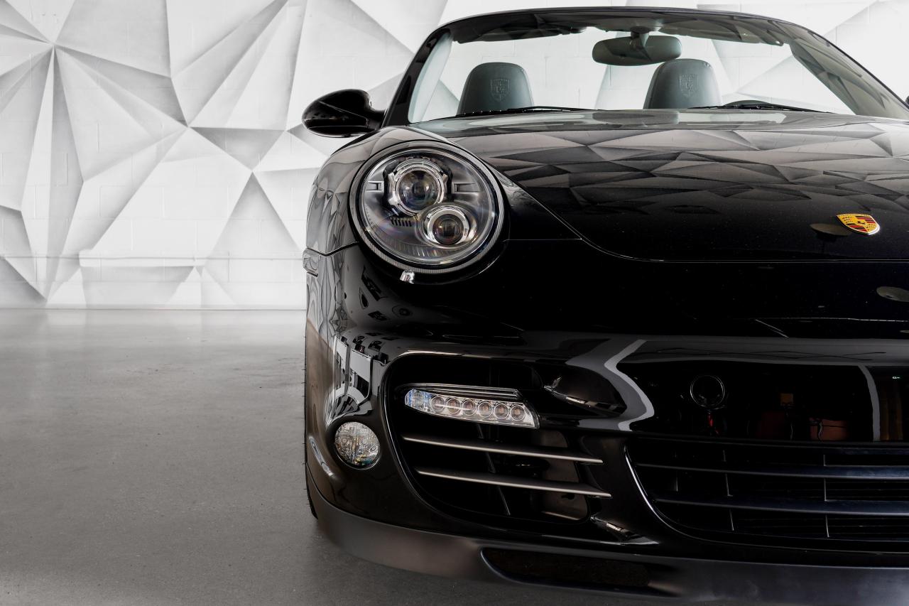 2012 Porsche 911 2DR CABRIOLET TURBO Photo