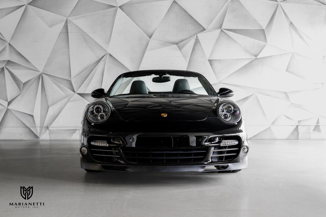 2012 Porsche 911 Turbo Cabriolet Photo