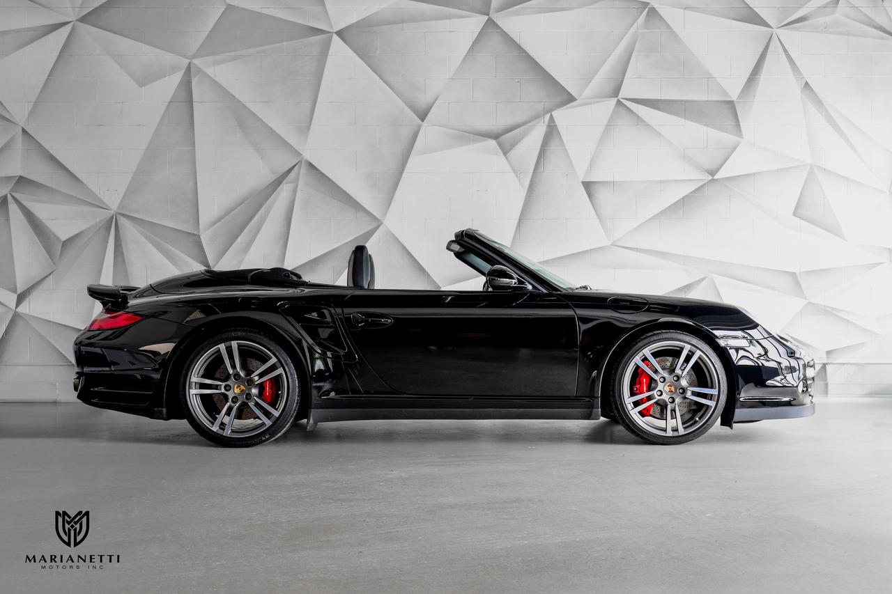 2012 Porsche 911 Turbo Cabriolet Photo3