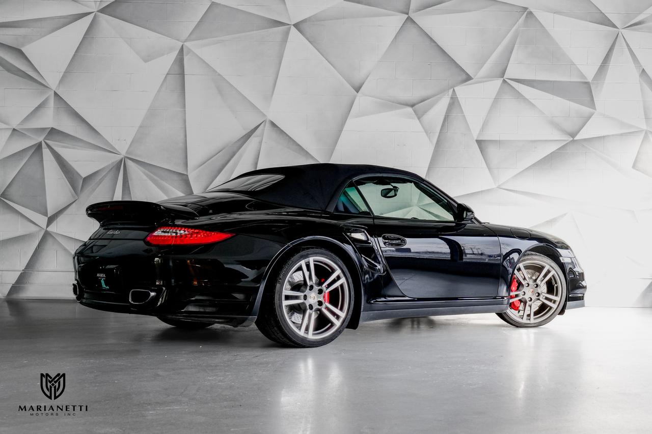 2012 Porsche 911 Turbo Cabriolet Photo