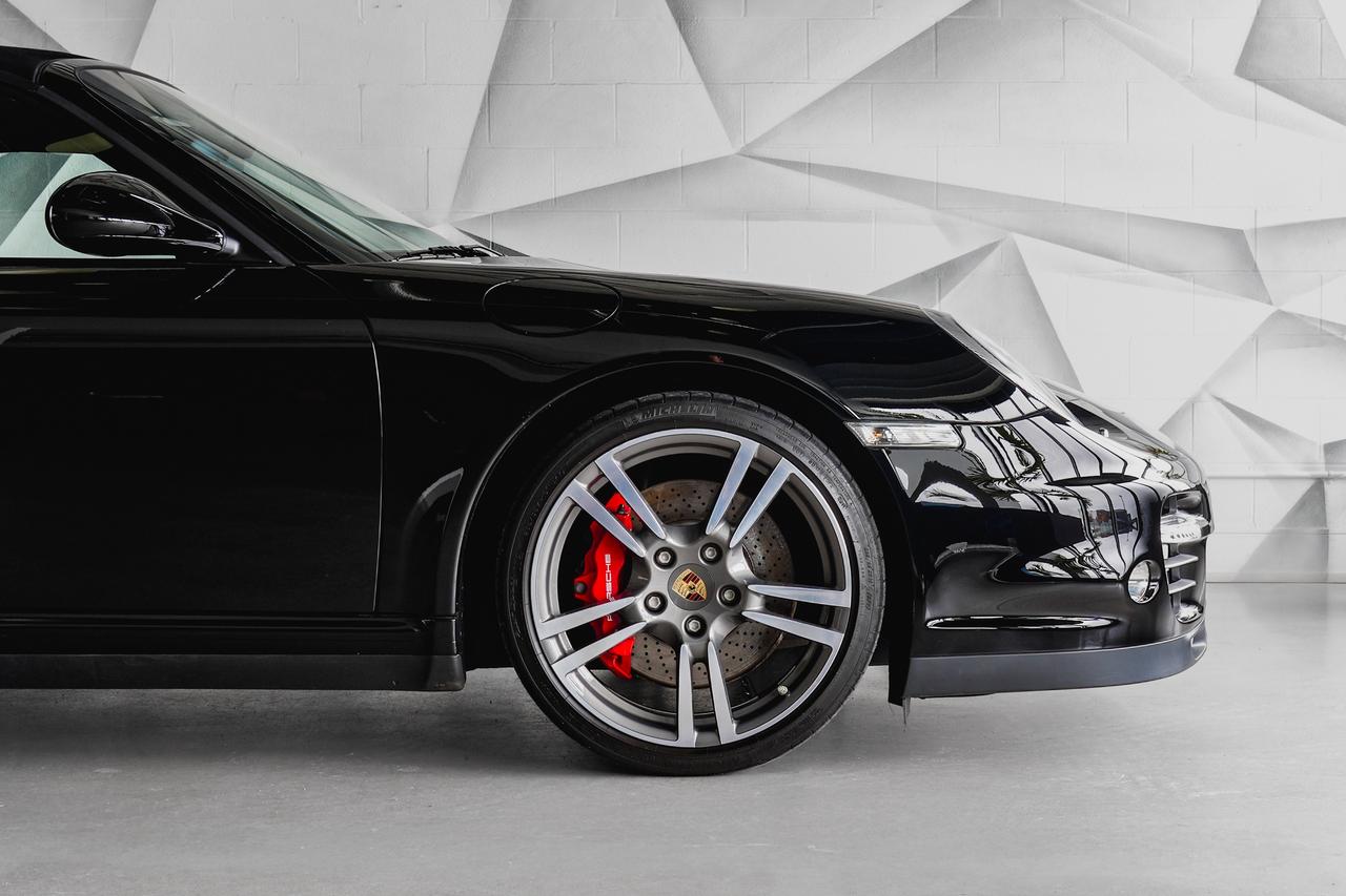 2012 Porsche 911 Turbo Cabriolet Photo