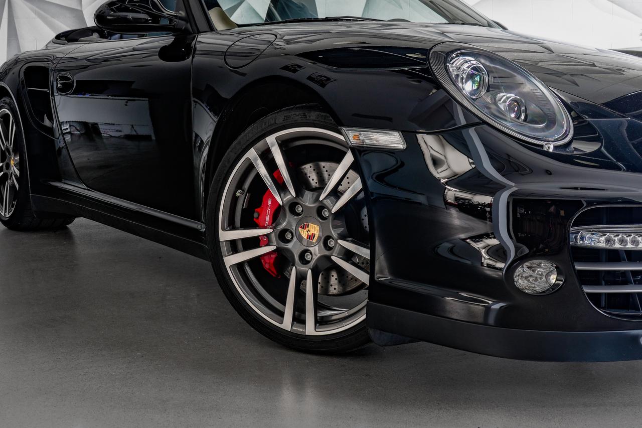 2012 Porsche 911 Turbo Cabriolet Photo