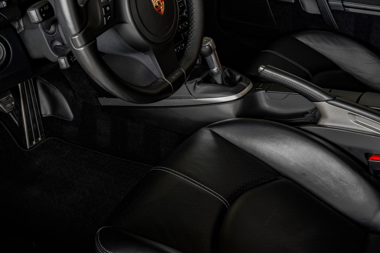 2012 Porsche 911 Turbo Cabriolet Photo