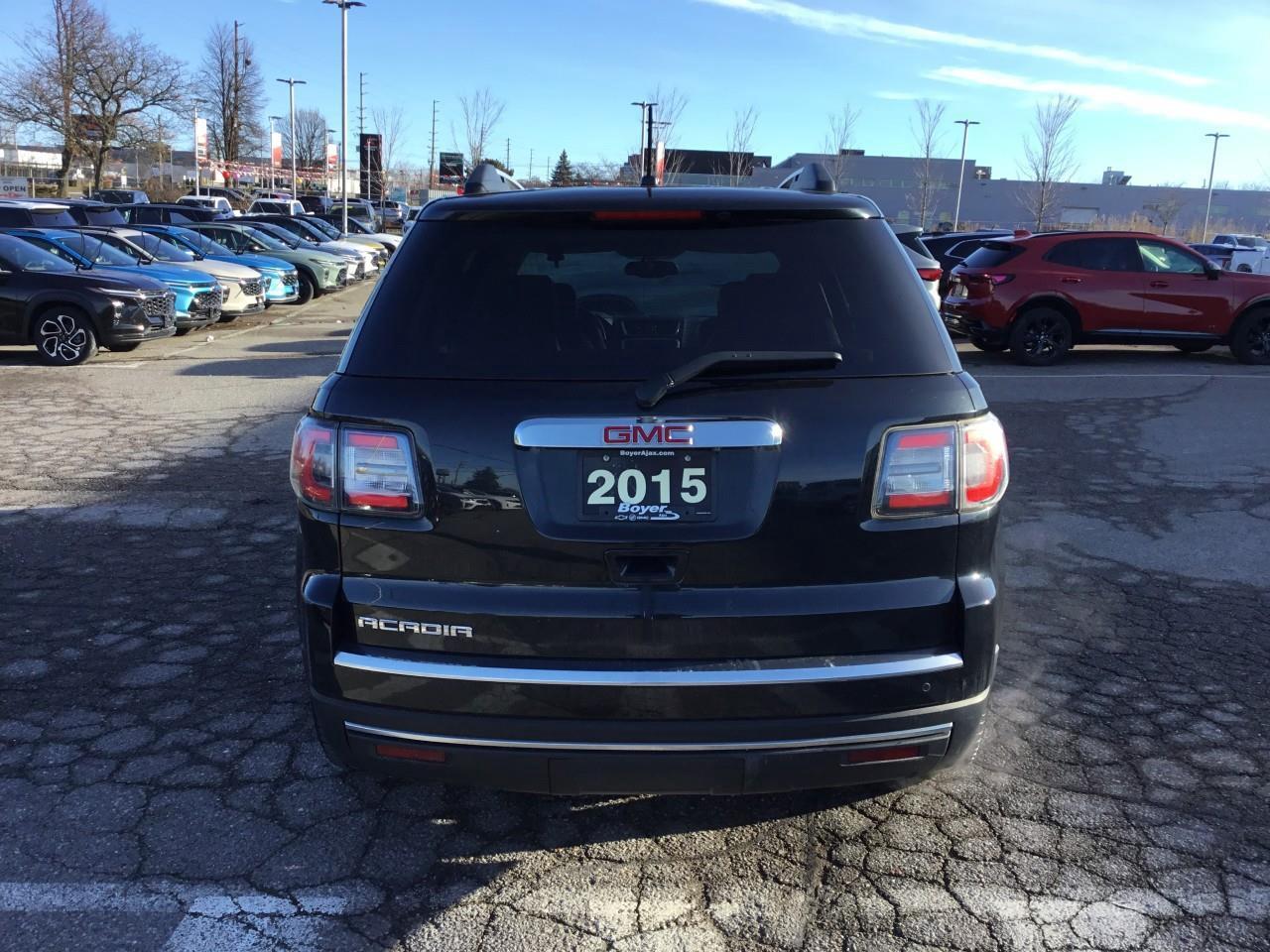 2015 GMC Acadia SLT1 Photo