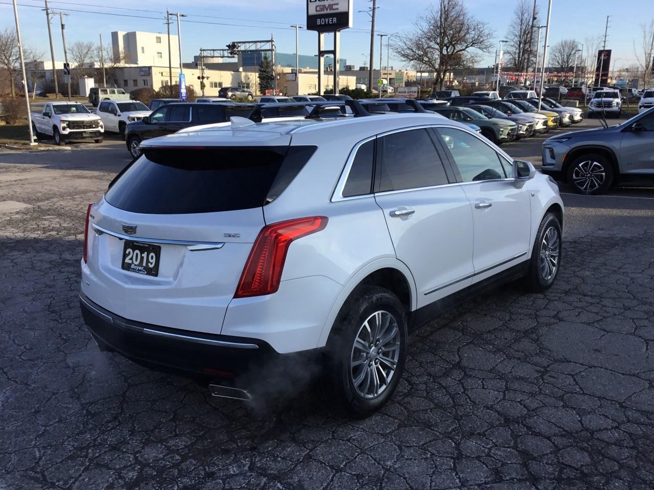 2019 Cadillac XT5 Luxury Photo