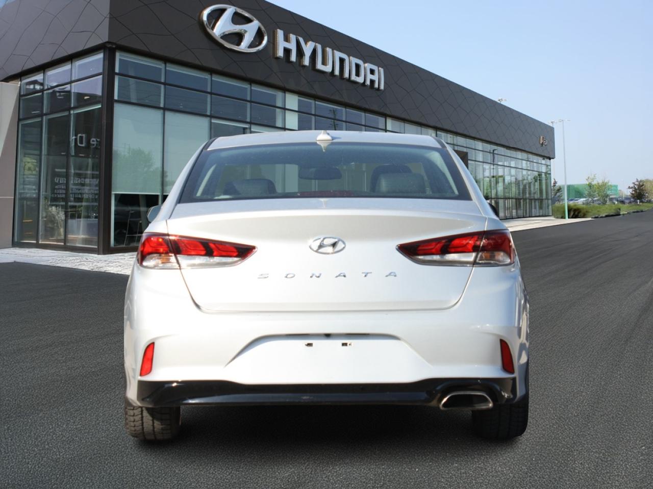 2018 Hyundai Sonata GLS / Heated Seats / Sunroof / Bluetooth Photo4
