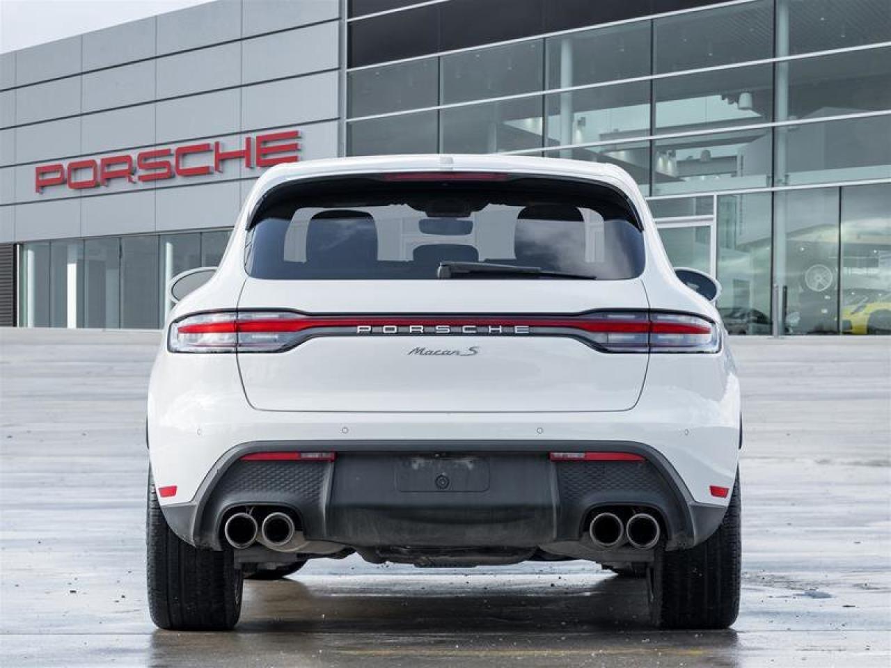 2022 Porsche Macan S Photo