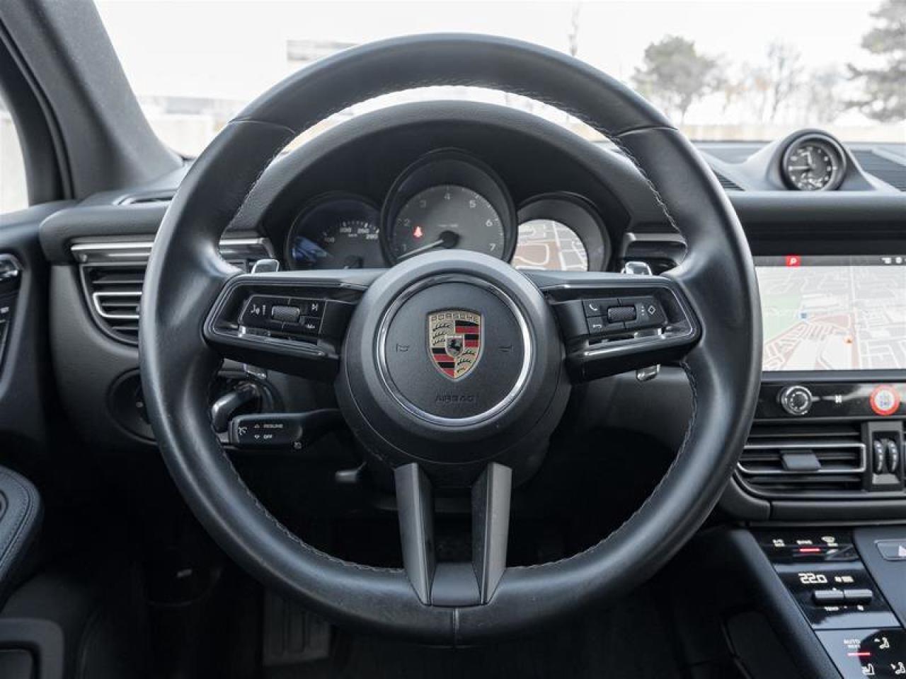 2022 Porsche Macan S Photo