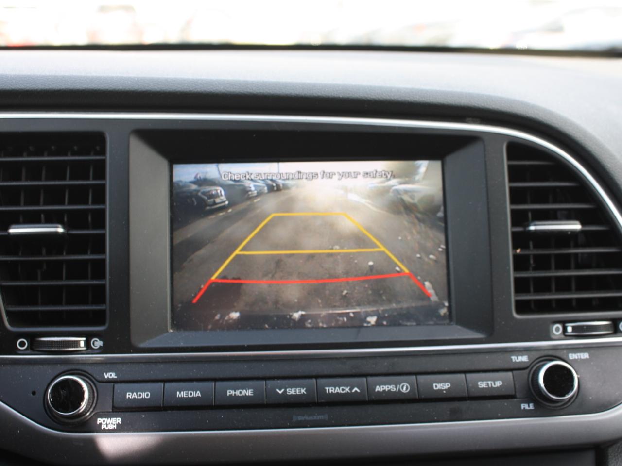 2017 Hyundai Elantra GL / Heated Seats / Bluetooth / Power Windows Photo