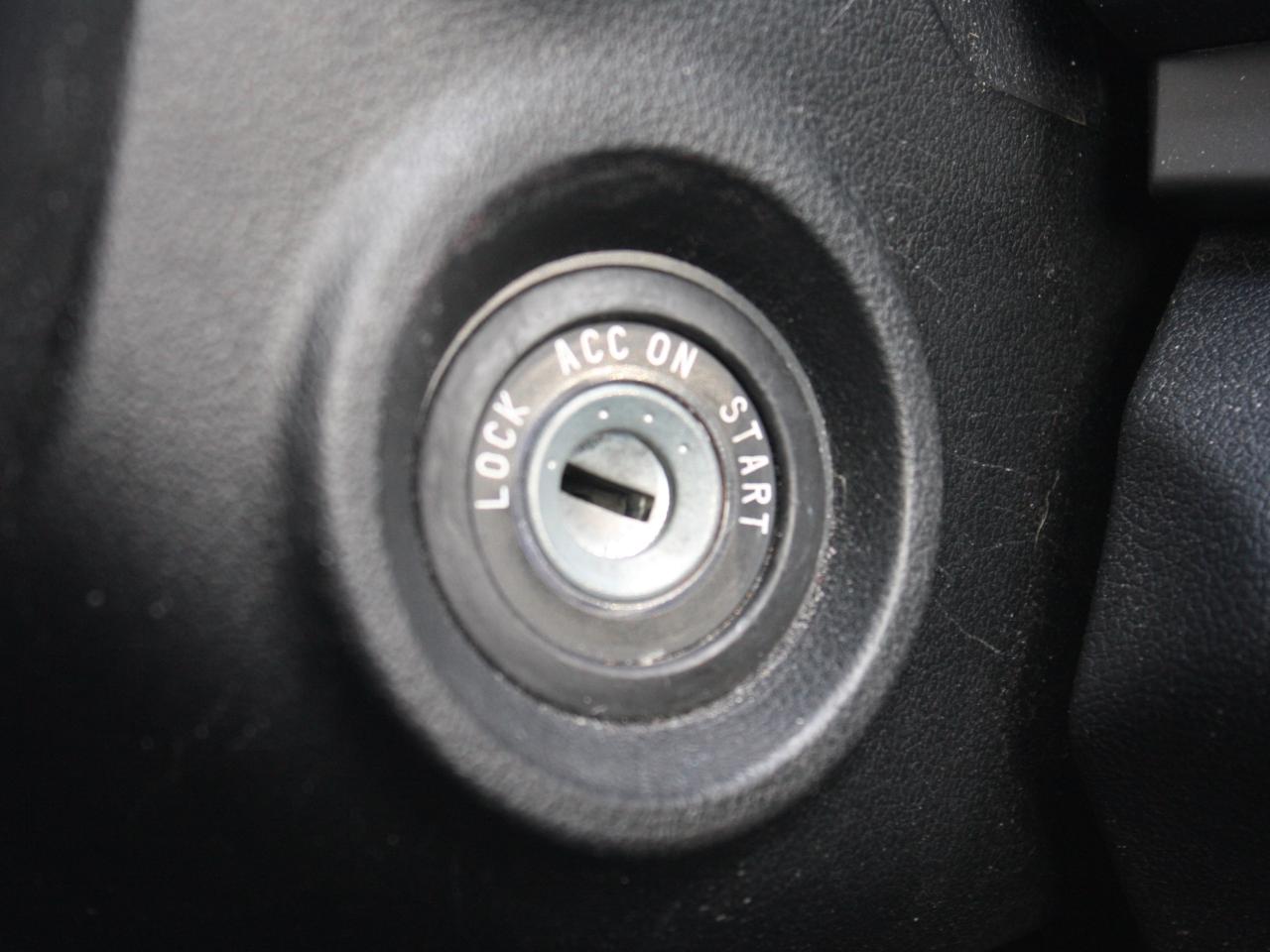 2017 Hyundai Elantra GL / Heated Seats / Bluetooth / Power Windows Photo