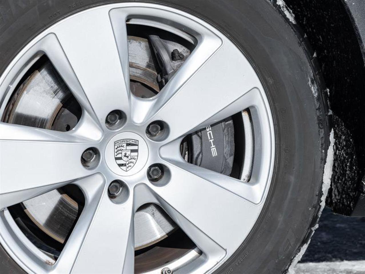 2023 Porsche Cayenne AWD CPO Premium Pkg Surround View Photo