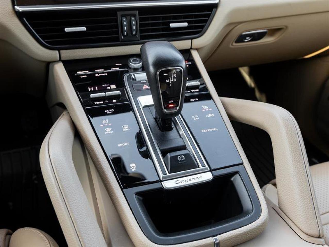 2023 Porsche Cayenne AWD CPO Premium Pkg Surround View Photo